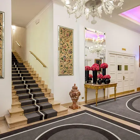 Hotel Savoy-2