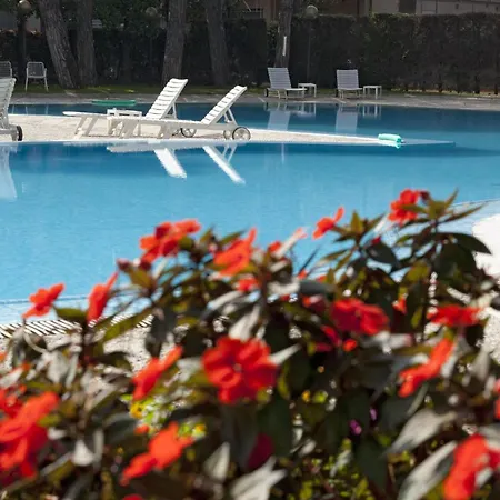 Hotel Bristol Buja-3