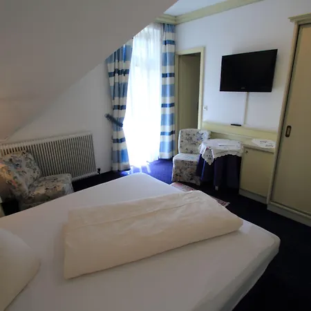 Hotel Garni Hubertus-Nostalgie & Charme-3