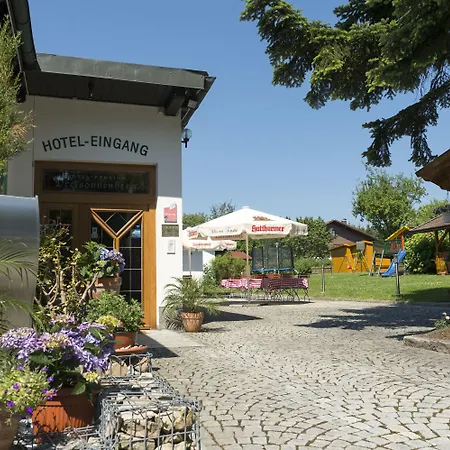 Hotel Dreisonnenberg-3