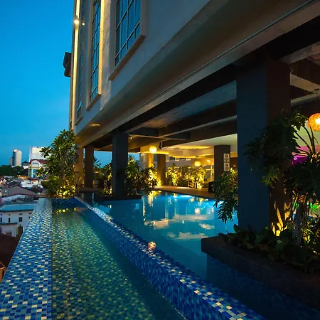 The Waterfront Hotel Kuching-3