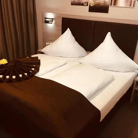 Hotel Glinde-2