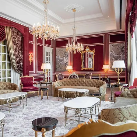 The Bentley Luxury Hotel & Suites-2