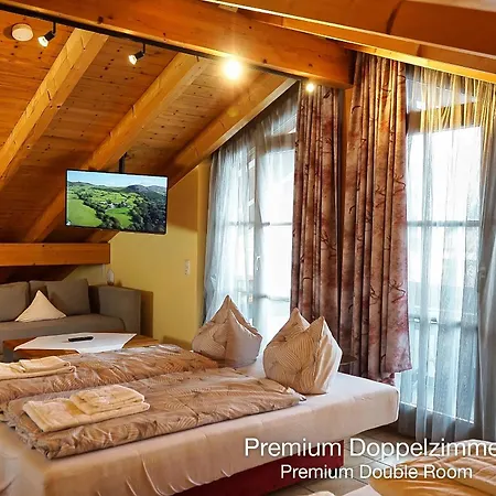 Landhotel Guglhupf-3