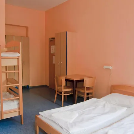 Happy Hotel Berlin-2