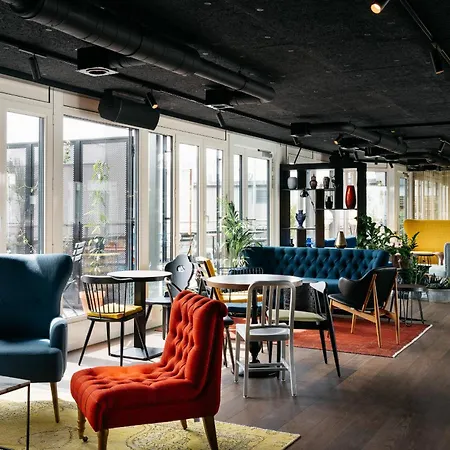 Ruby Claire Hotel Geneva By Ihg-2