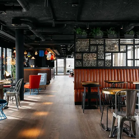 Ruby Claire Hotel Geneva By Ihg-3