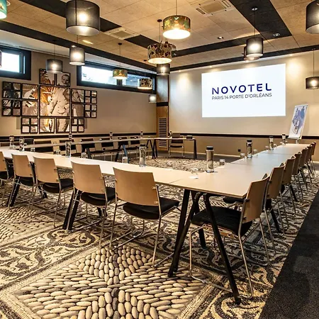Novotel Paris 14 Porte D'Orleans-2
