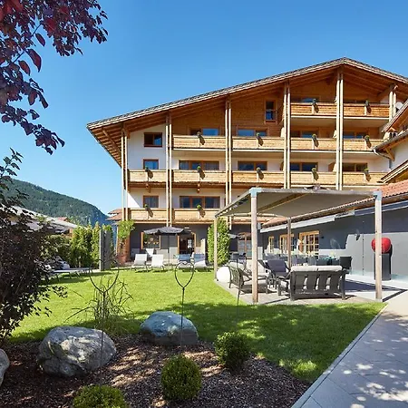 Der Gruene Baum Mountain Boutique Hotel-2