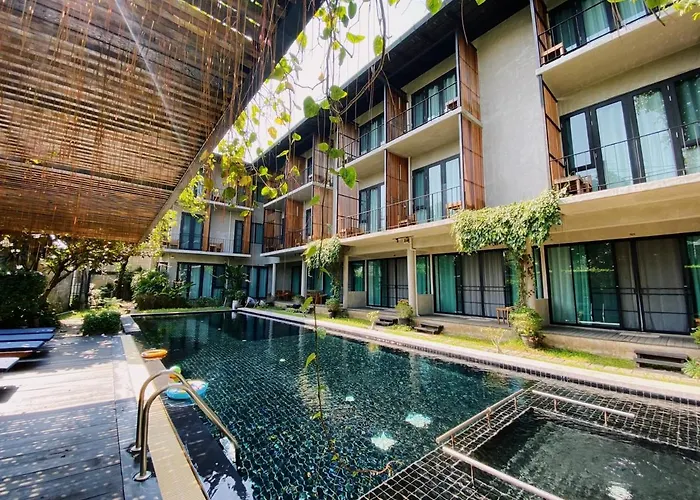 Lamphu House