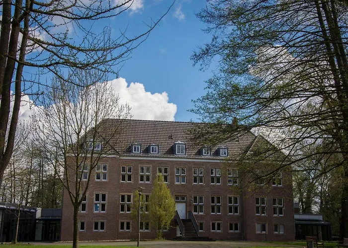 3-Sterne-Hotel: Wasserburg Rindern