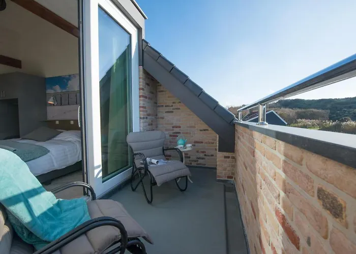 B&B: Duinvilla Aan De Zee B&B