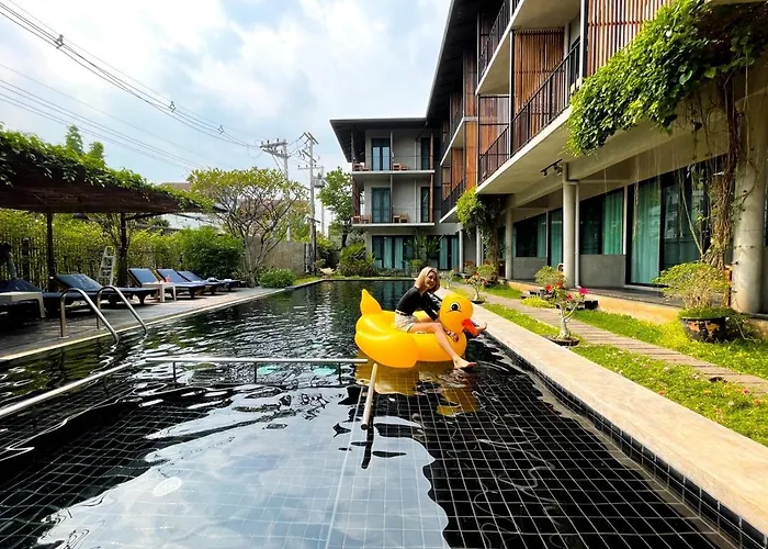 Lamphu House