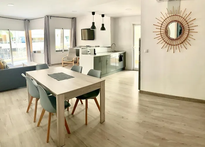 Ferienvermietung: Apartamentos Las Palmeras