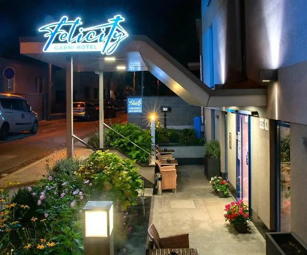 Felicity Garni Hotel