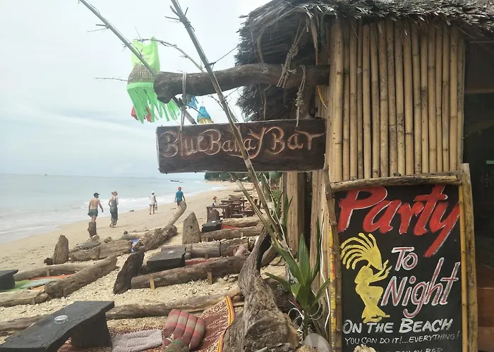  Lanta Fa Rung Beach