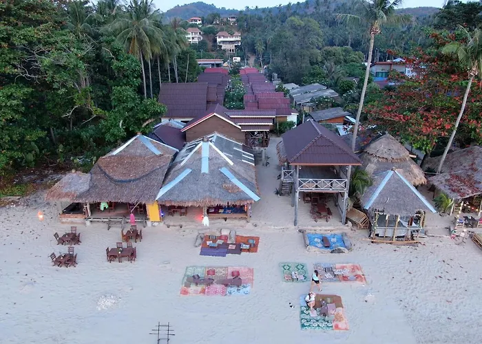 Günstiges Hotel: Lanta Fa Rung Beach Resort