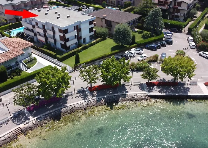 Apartment: Apartment Bardolino Lake Front