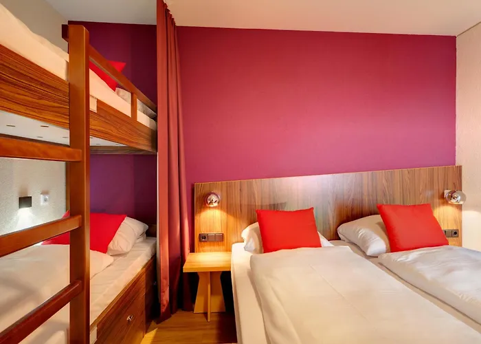 3-Sterne-Hotel: MEININGER Hotel Frankfurt Main / Airport