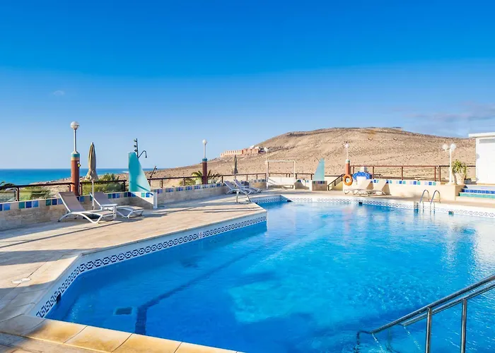 Hotel mit Pool: Hotel Esmeralda Maris By Livvo