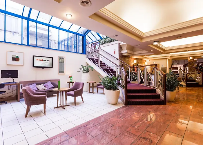 Hotel nahe College: The Gardens Hotel