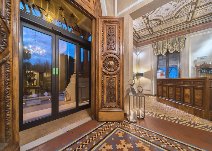 Hotel nahe College: Hotel De La Ville