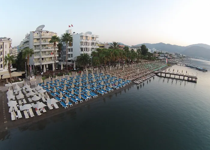 Begonville Beach - Adult Only