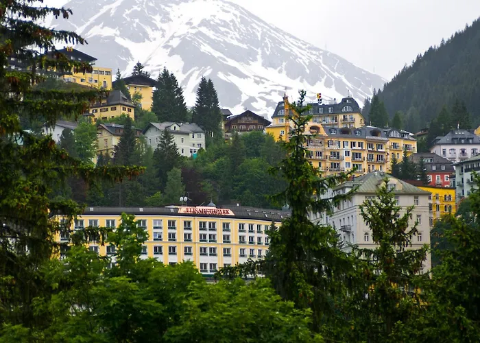 4-Sterne-Hotel: Thermal Resort Hotel Elisabethpark