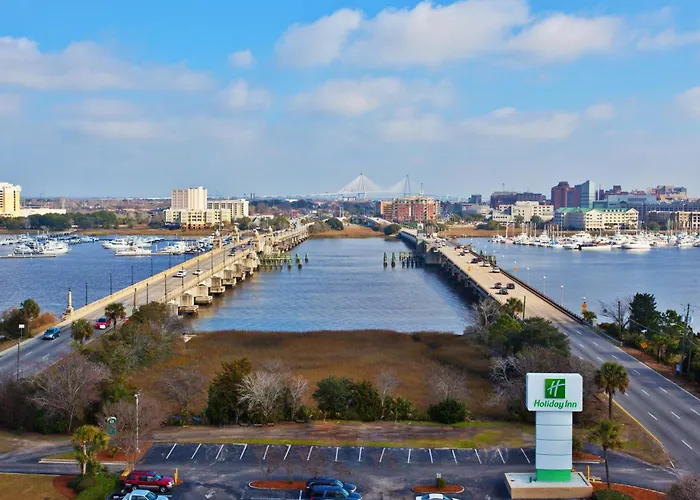 3-Sterne-Hotel: Holiday Inn Charleston-Riverview By Ihg