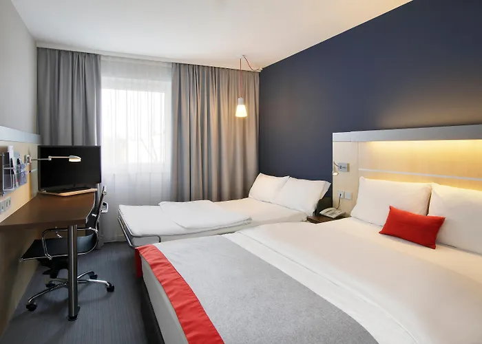 3-Sterne-Hotel: Holiday Inn Express Frankfurt Messe By Ihg
