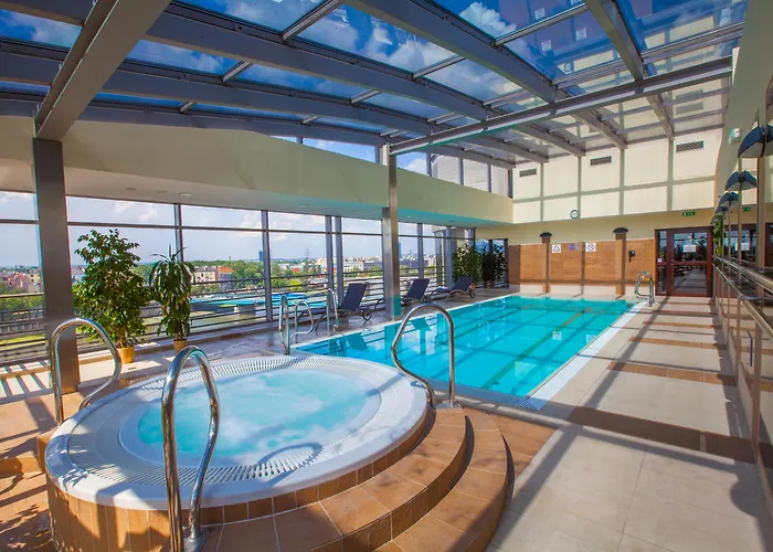 Hotel mit Tennis: Qubus Hotel Krakow