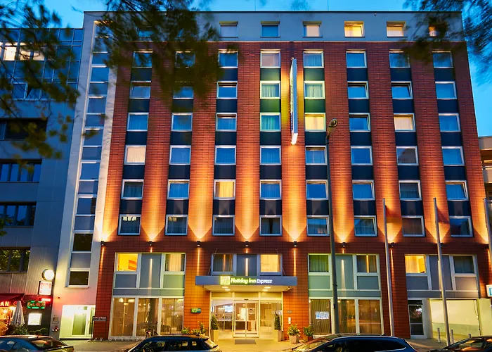 3-Sterne-Hotel: Holiday Inn Express Berlin City Centre West