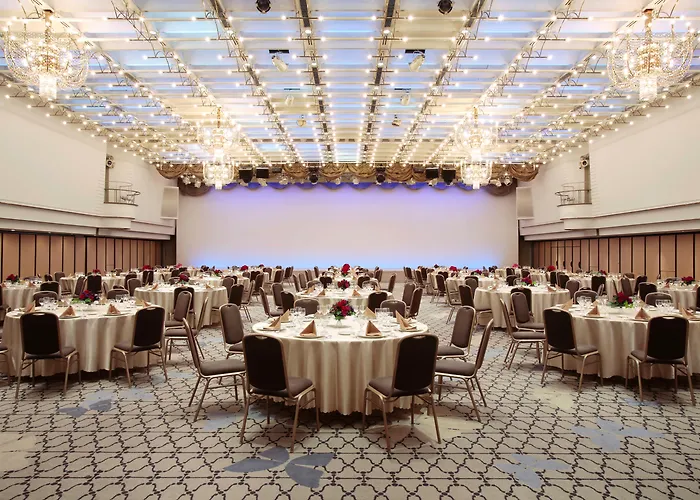 Zentrales Hotel: Keio Plaza Hotel Tokyo Premier Grand
