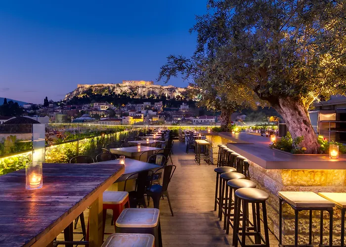 Golf Hotel: 360 Degrees