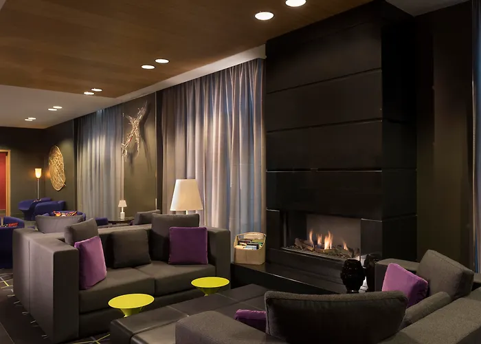 4-Sterne-Hotel: Adina Apartment Hotel Berlin Hackescher Markt