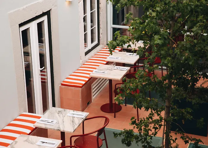 4-Sterne-Hotel: Esqina Cosmopolitan Lodge