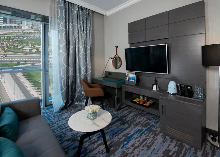 Edge Creekside Hotel