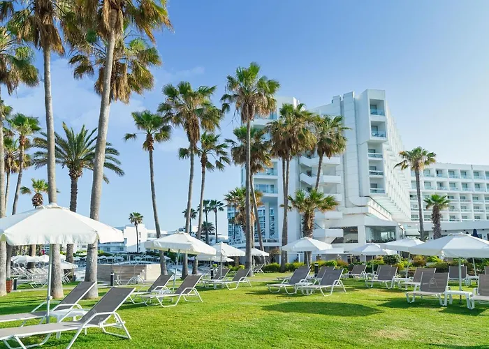 Hotel mit Tennis: Leonardo Plaza Cypria Maris Beach Hotel & Spa (Adults Only)