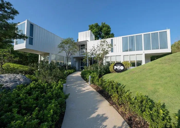 Garden Pod At Gardens By The Bay