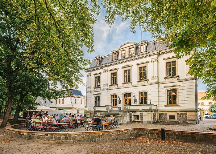 Ferienvermietung: Stadtgut Moelkau Rooms & Apartments