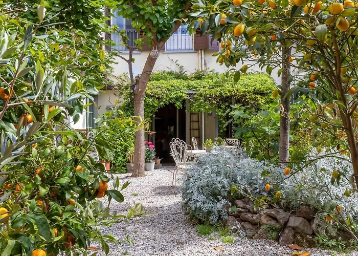  Secret Garden Firenze