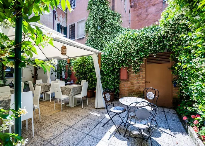Hotel: Hotel Apostoli Garden