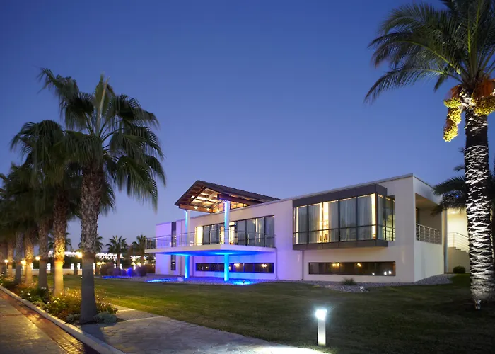 Luxushotel: Neptune Luxury Resort