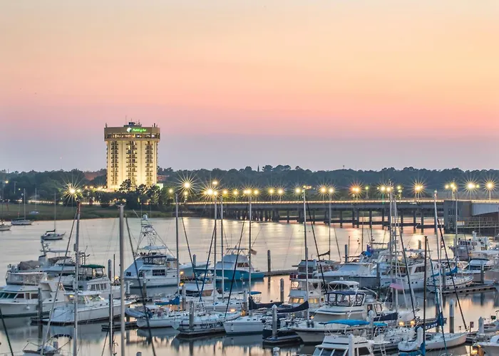3-Sterne-Hotel: Holiday Inn Charleston-Riverview By Ihg