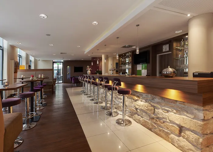Holiday Inn Express City Centre