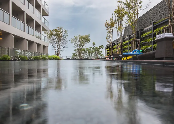 5 Sterne Hotels Golden Tulip Pattaya Beachfront Resort