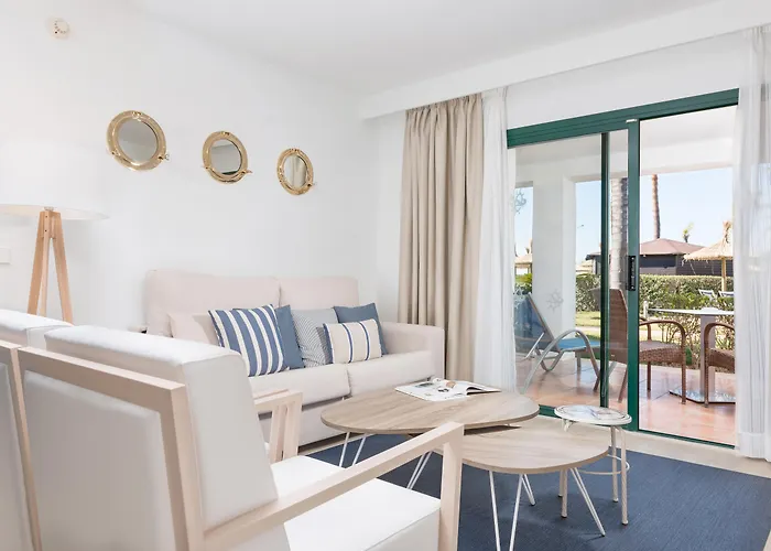 Zentrales Hotel: Botel Alcudiamar - Alojamiento Para Navegantes