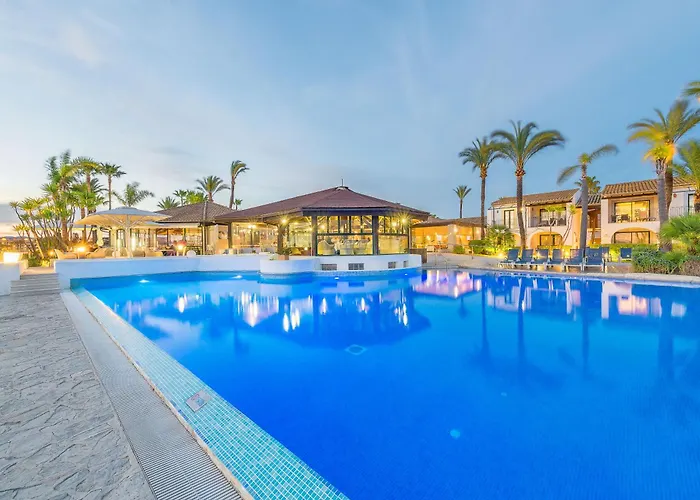 Zentrales Hotel: Botel Alcudiamar - Alojamiento Para Navegantes