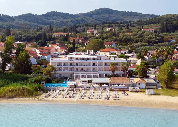 Strandhotel: Cavomarina Beach- Adults Only