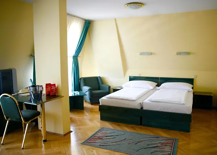 Günstiges Hotel: Hotel Bara Budapest